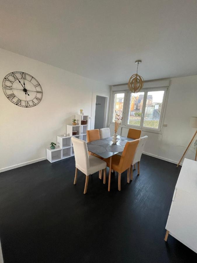 Des Falaises Apartment