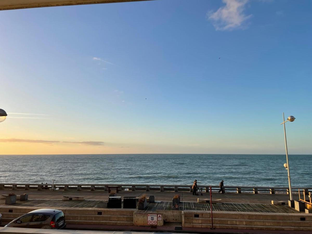 Des Falaises