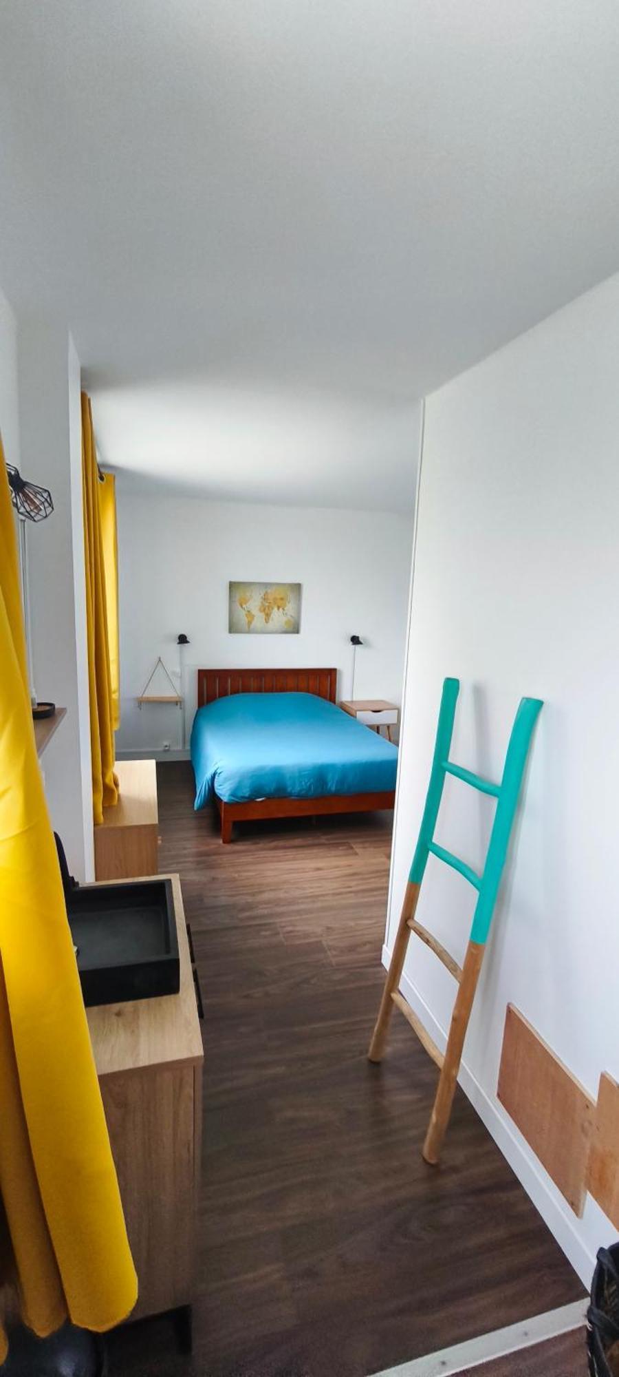 Des Falaises Apartment